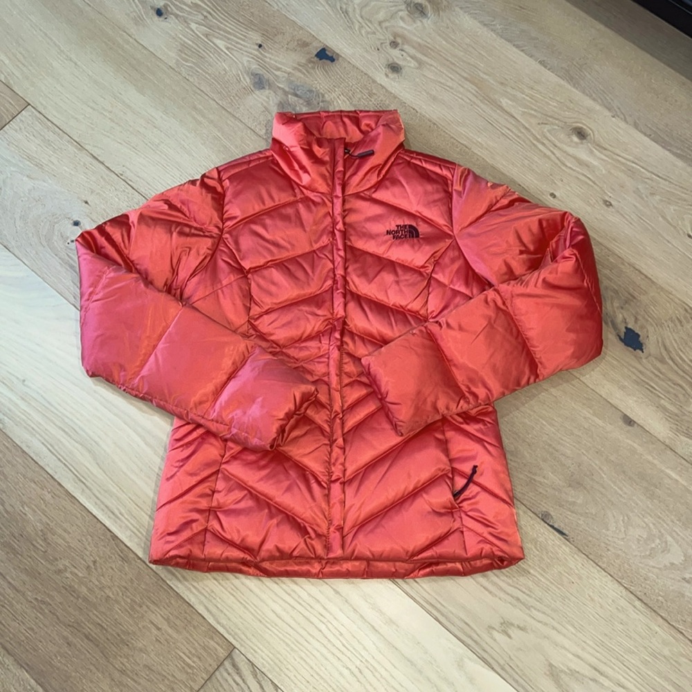 NORTH FACE  women’s jacket in coral size S
